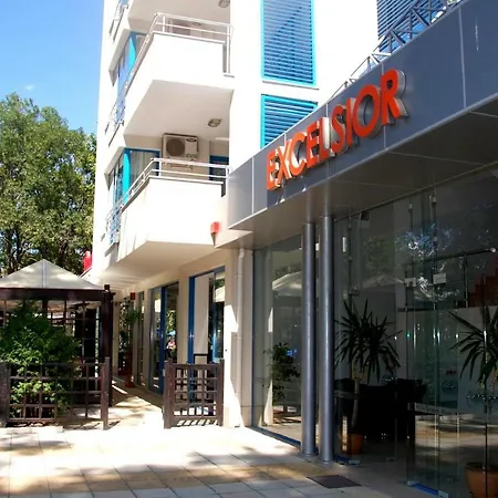 Excelsior Apt.80